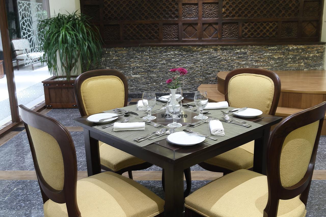 Hotel Defence Raya Golf & Country Club Lahore Exteriér fotografie