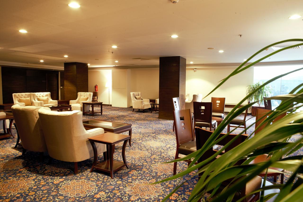 Hotel Defence Raya Golf & Country Club Lahore Exteriér fotografie
